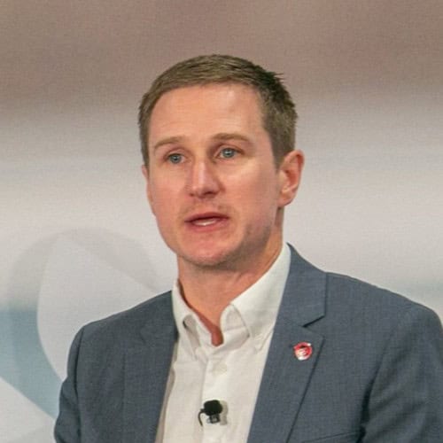 Gary Foote | Serving Formula 1 CIO Keynote Speaker — Speakers Associates