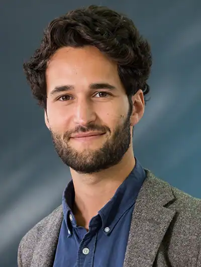 Daniel Susskind, Research Professor in Economics at King's College London and co-author of The Future of the Professions - AI keynote speaker