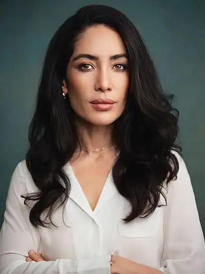 Nina Schick, author of Deepfakes: The Coming Infocalypse and founding AI Council member at Qlik - AI keynote speaker