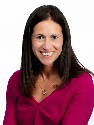 Post Who Helps Exec Teams Perform Under Sustained Pressure? on Speakers Associates Anna Hemmings MBE, six-time marathon kayak world champion and founder of Beyond the Barriers - self-leadership speaker