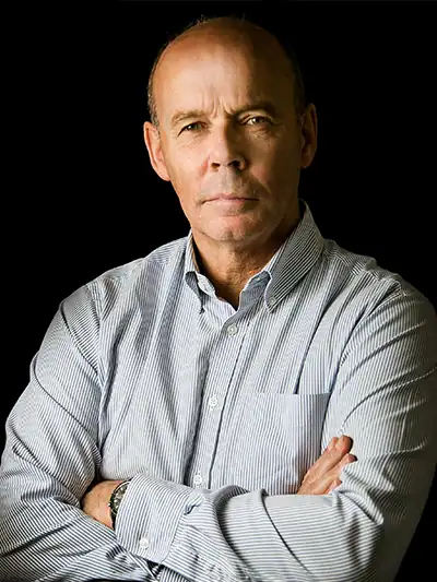 Post Who Helps Exec Teams Perform Under Sustained Pressure? on Speakers Associates Sir Clive Woodward, 2003 Rugby World Cup-winning England head coach and founder of Hive Learning - self-leadership speaker
